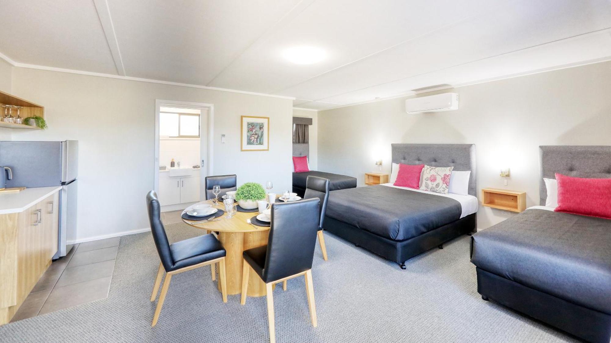 Deniliquin Motel Dış mekan fotoğraf